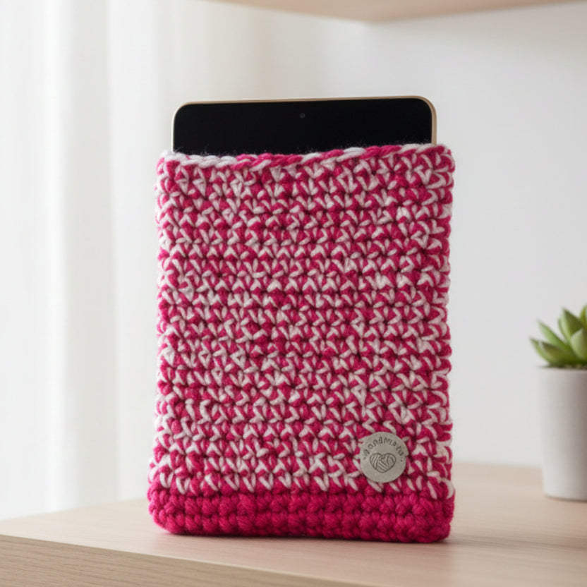 Crochet Tablet/Kindle Cover Small