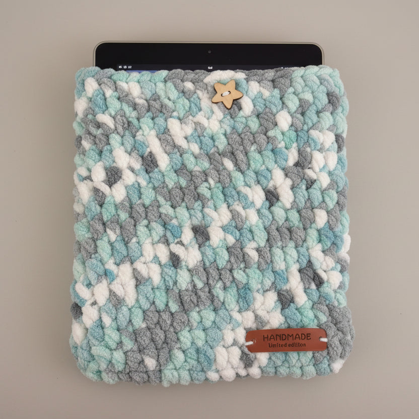 Crochet Tablet/Kindle Cover Medium