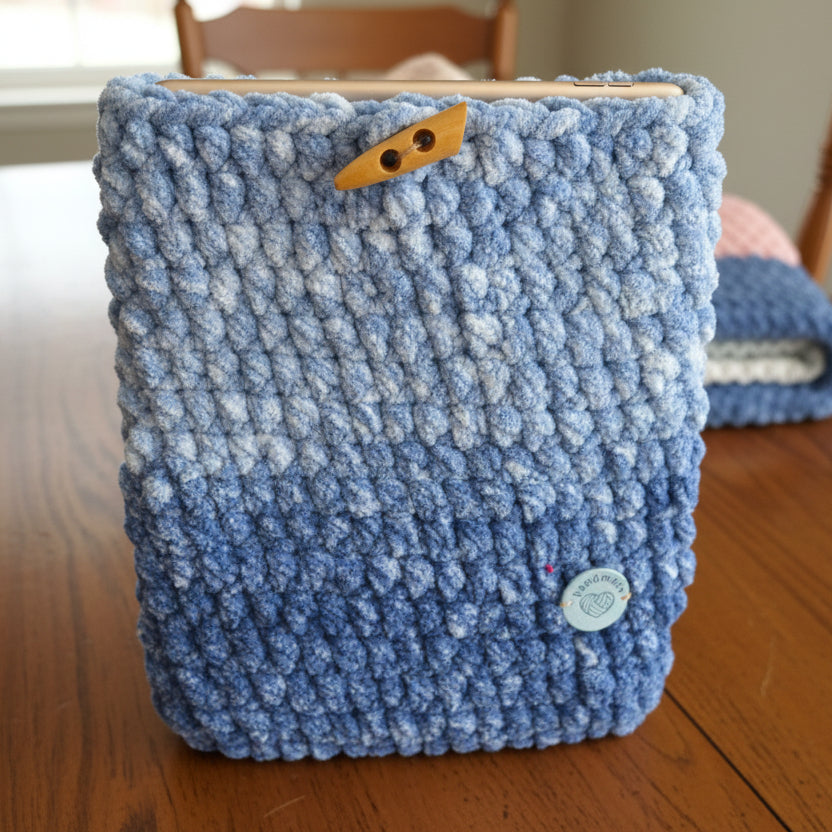 Crochet Tablet/Kindle Cover Medium