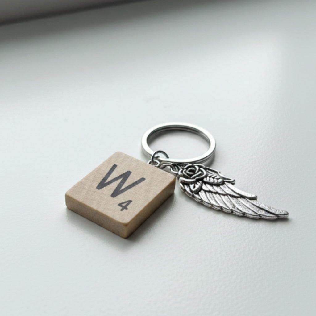 Scrabble "W" Keychains/Zipper Pulls